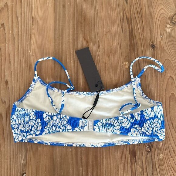 TRIANGL TOP ONLY INESA ARIZONA LEAVES NEW WITH TAGS NO BAG - Picture 4 of 8